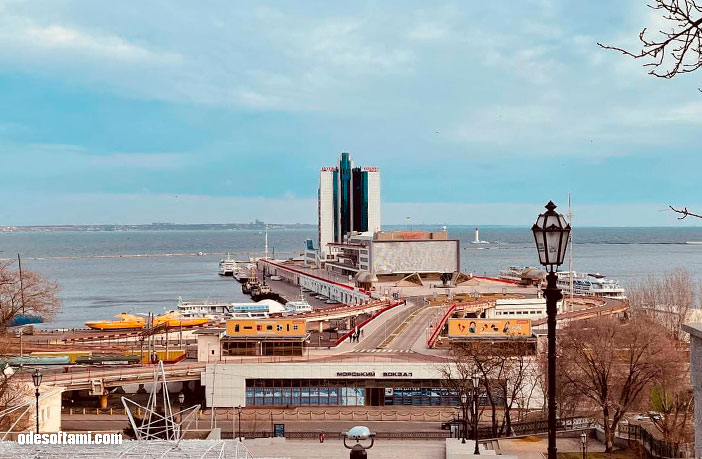 Панорама на Одесский морской порт - odesoftami.com